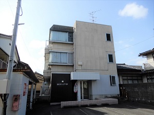 福井市のマンスリーマンション(家具・家電付) / BONハイツ’89 / 外観写真