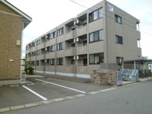 福井市の賃貸マンション / プルミエヴィラ / 外観写真