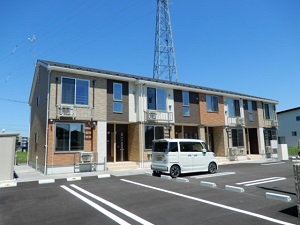 福井市の賃貸マンション / カーサ・ヴィバーチェ / 外観写真