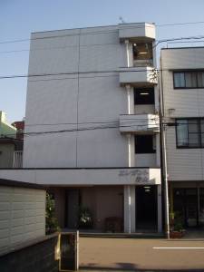 福井市の賃貸マンション / エレガント春山 / 外観写真