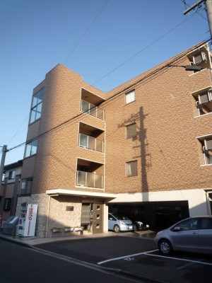 福井市の賃貸マンション / セントセシル / 外観写真