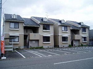 福井市の賃貸マンション / レジデンスT・H II号館 / 外観写真