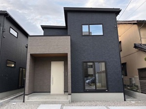 福井市の中古住宅 / タマタウン板垣II2号棟 / 外観写真