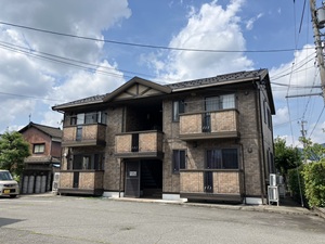 永平寺町・勝山市・大野市の賃貸マンション / シャンテ中荒井 A / 外観写真