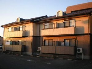 福井市の賃貸マンション / ロイヤルファミール A / 外観写真