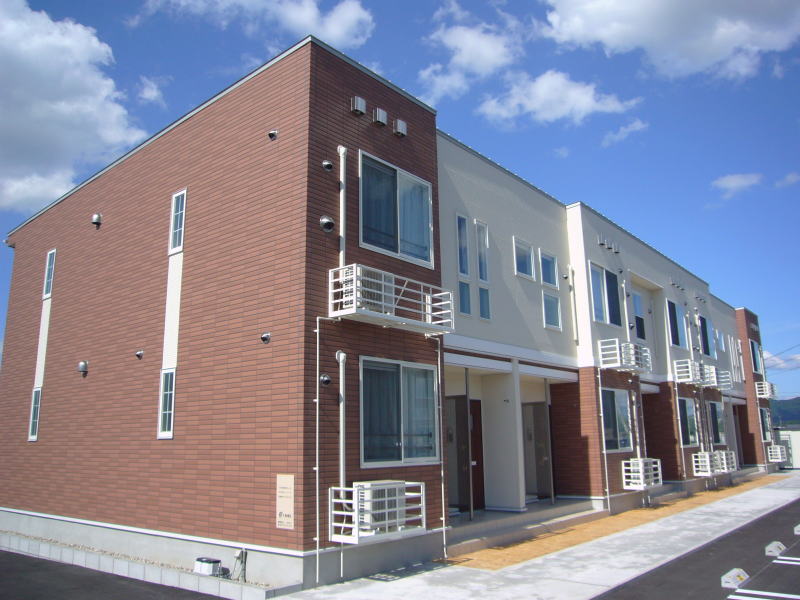 鯖江市の賃貸マンション / ベレッサ B / 外観写真