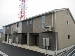 鯖江市の賃貸マンション / アンドロイ アンソレイユ B / 外観写真