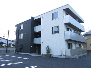 鯖江市の賃貸マンション / シャーメゾン神明 / 外観写真