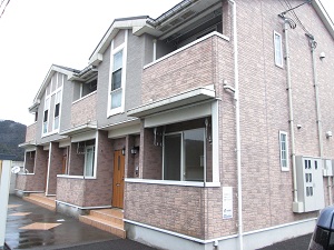 鯖江市の賃貸マンション / レーヴピスト I / 外観写真