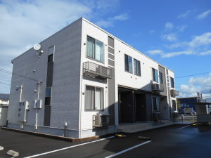 鯖江市の賃貸マンション / トレフル H / 外観写真