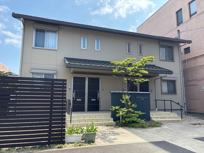 越前市(武生)の賃貸マンション / セントリビエ元町 / 外観写真