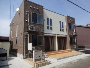 敦賀市の賃貸マンション / オーブトワ A / 外観写真