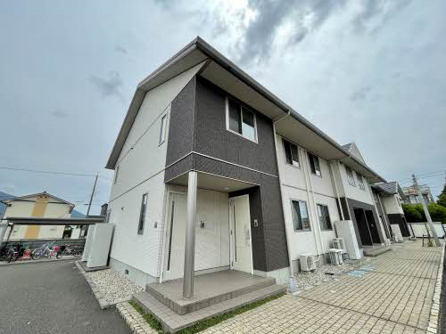 敦賀市の賃貸マンション / ヴィラーチェ古田刈 / 外観写真