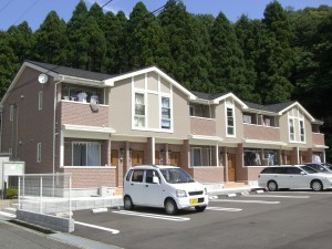 敦賀市の賃貸マンション / カルム・グリシーヌII / 外観写真