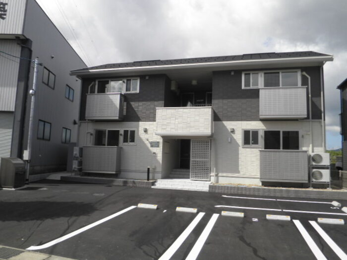 敦賀市の賃貸マンション / ヴィヴィアンZOO / 外観写真