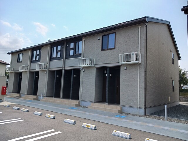 敦賀市の賃貸マンション / ルナ・カーサI / 外観写真