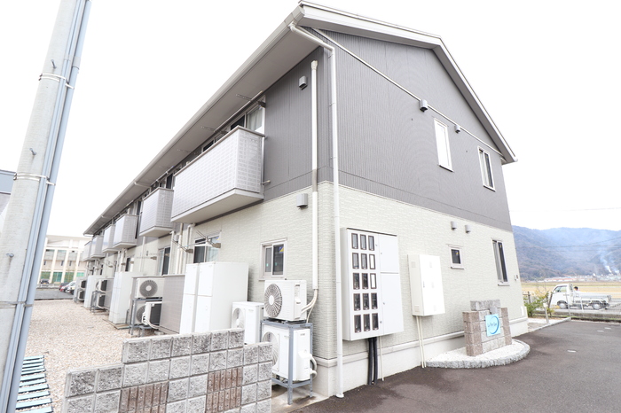 敦賀市の賃貸マンション / ラ・ポート・イースト / 外観写真