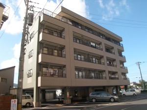敦賀市の賃貸マンション / ベイコート津内 / 外観写真
