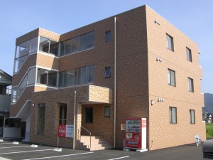 敦賀市の賃貸物件（賃貸マンション） / ファミーユS弐番館 / 福井県敦賀市市野々町2丁目135番地