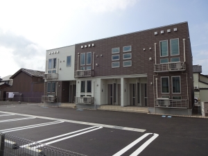 敦賀市の賃貸マンション / オーブトワ B / 外観写真